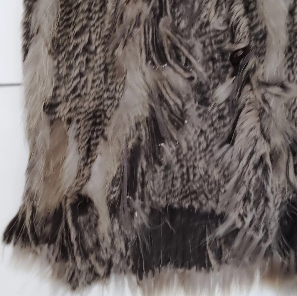 ADORE Rabbit Racoon Fur Vest Size S. - Picture 4 of 9